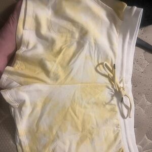 Stars Above Cream Lounge Shorts